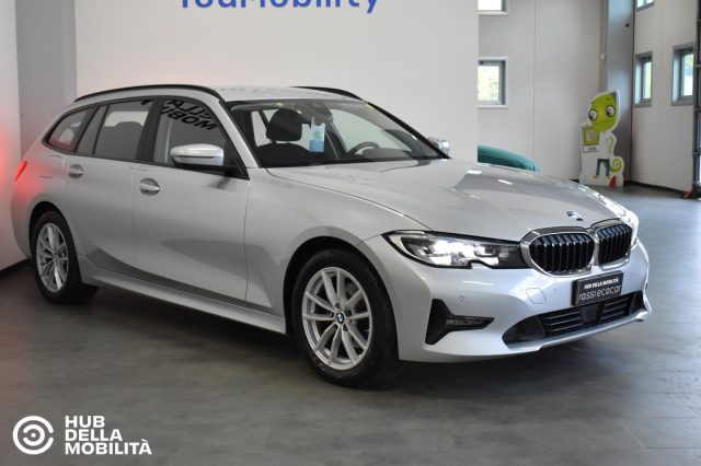 BMW 320 d 48V xDrive Touring Business Advantage Aut. Immagine 1