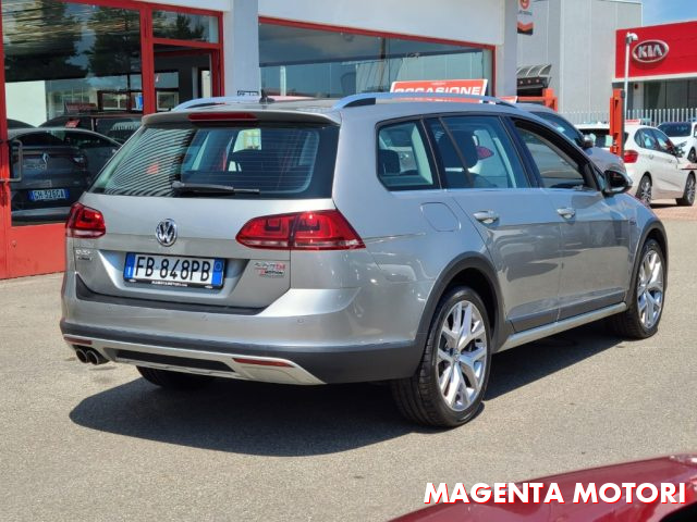 VOLKSWAGEN Golf Variant Alltrack 2.0 TDI 184CV DSG 4MOTION BMT Immagine 3