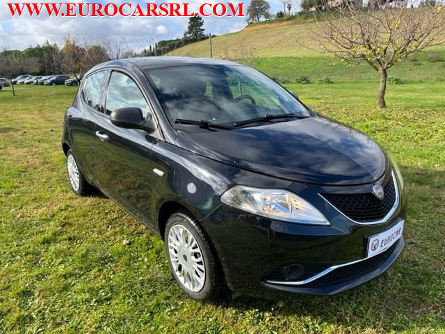 LANCIA Ypsilon 1.2 69 CV 5 porte Silver Immagine 0