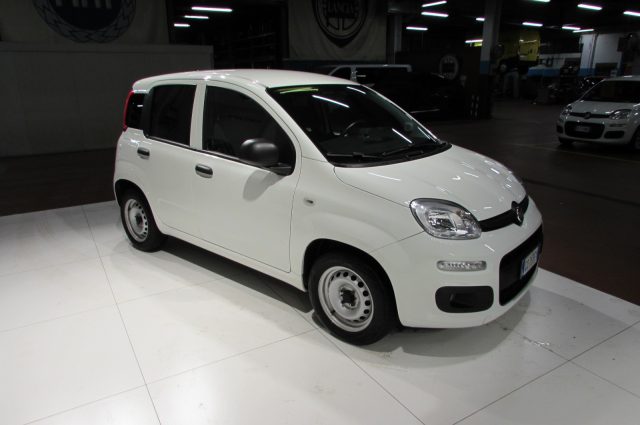 FIAT Panda 1.0 GSE S&S Hybrid 70cv Pop Van 2 posti Immagine 1