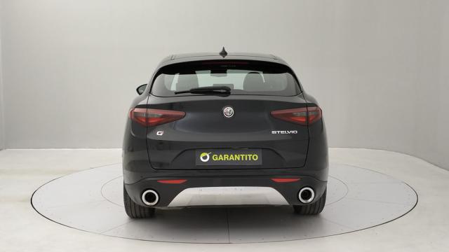 ALFA ROMEO Stelvio 2.2 t Executive Q4 190cv auto Immagine 3