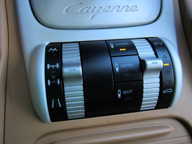 PORSCHE CAYENNE S 4.5 V8 340CV FULL OPTIONALS PA - foto 17