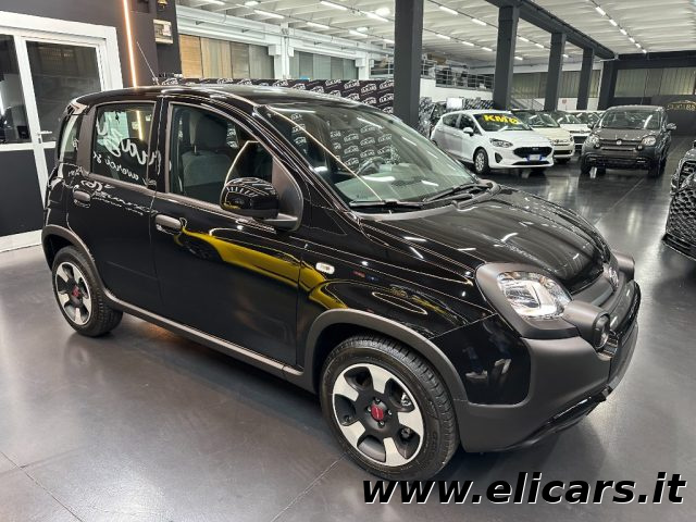 FIAT Panda 1.0 FireFly S&S Hybrid City Cross Immagine 0