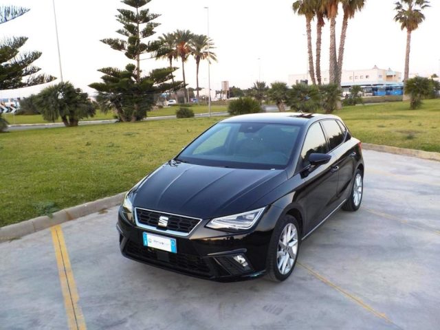 SEAT Ibiza 1.0 TGI 5 porte FR Immagine 1