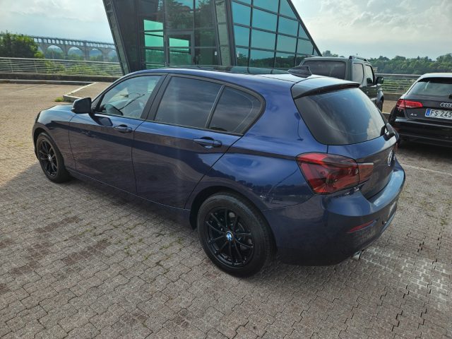 BMW 116 auto tasso 0 noleggio Immagine 3