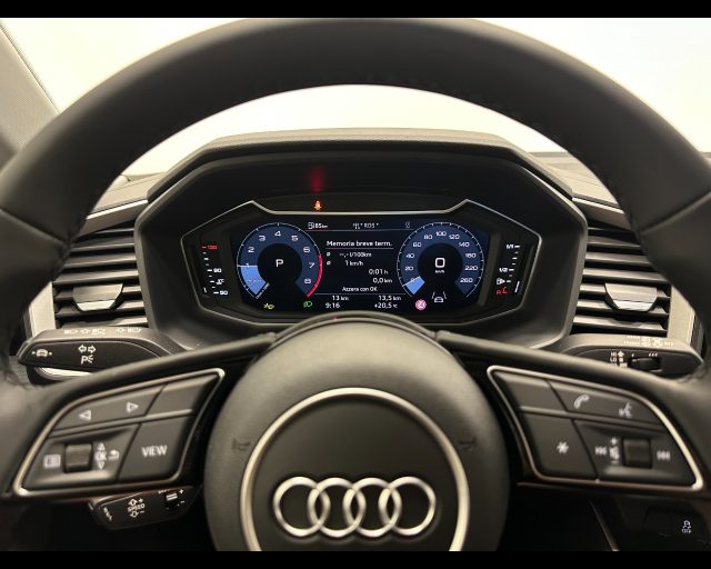 AUDI A1 ALLSTREET 30 TFSI S-TRONIC IDENTITY CONTRAST Immagine 4