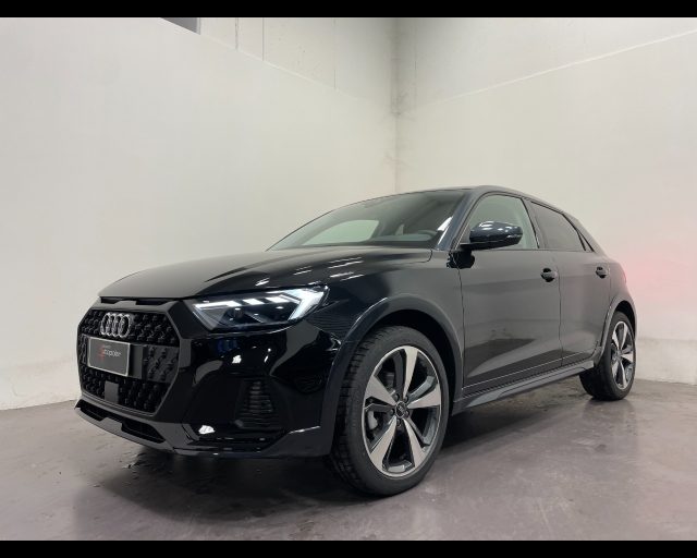 AUDI A1 ALLSTREET 35 TFSI S TRONIC IDENTITY CONTRAST Immagine 0