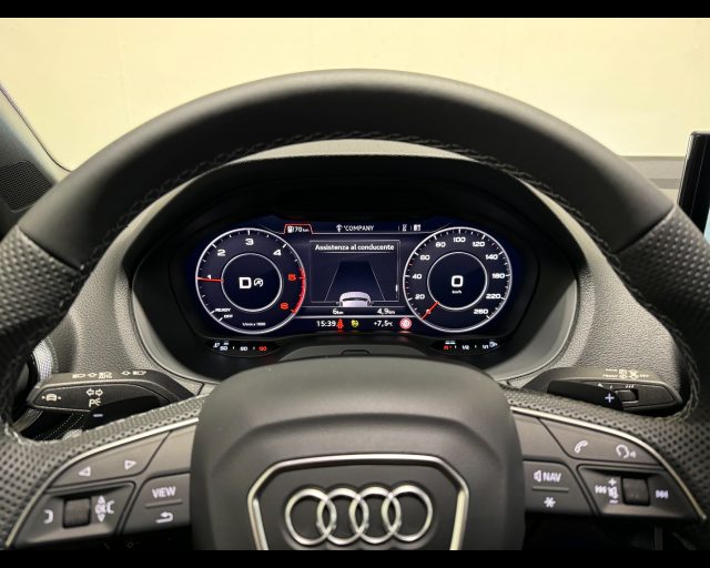 AUDI Q2 35 TFSI S -TRONIC IDENTITY BLACK Immagine 2