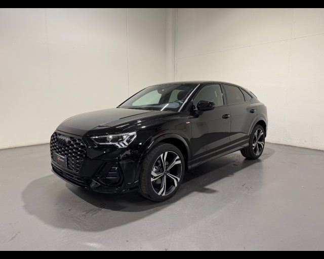 AUDI Q3 SPORTBACK 35 TDI S-TRONIC IDENTITY BLACK Immagine 0