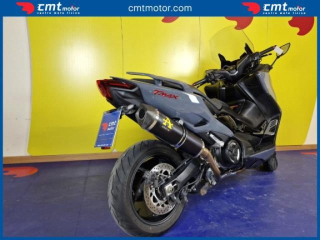 YAMAHA T-Max 560 Garantito e Finanziabile Immagine 3