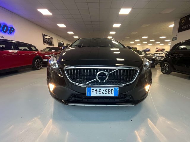 VOLVO V40 Cross Country V40 Cross Country 2.0 d2 Business geartronic my17 Immagine 1