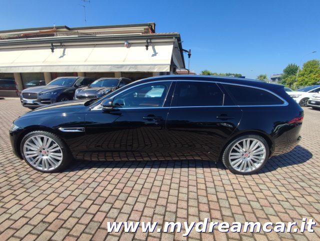 JAGUAR XF Sportbrake 2.0 D 180 CV AWD aut. Portfolio Immagine 4