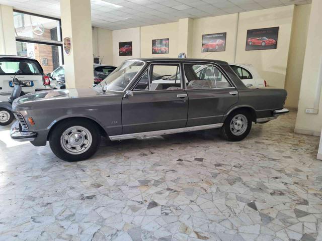 FIAT 130 2800 BERLINA Immagine 3