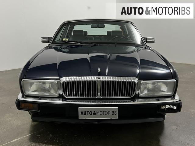 JAGUAR Daimler 4.0 XJ6 (XJ40) *CAMBIO MANUALE* Immagine 1