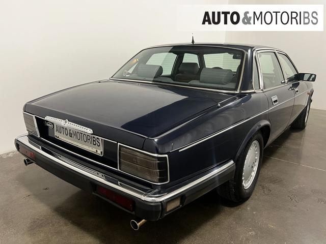 JAGUAR Daimler 4.0 XJ6 (XJ40) *CAMBIO MANUALE* Immagine 3