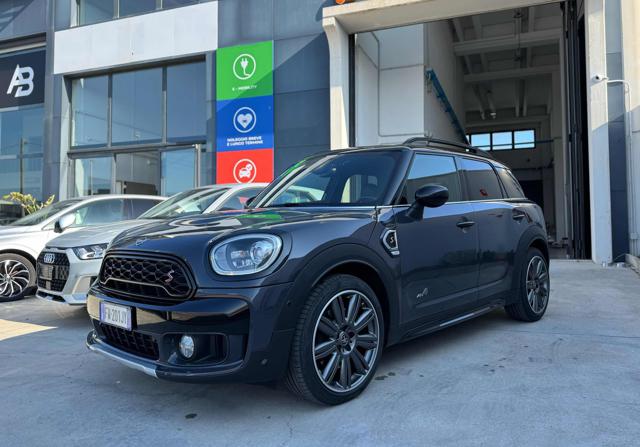 MINI Countryman 2.0 Cooper SD Countryman ALL4 Automatica Immagine 0