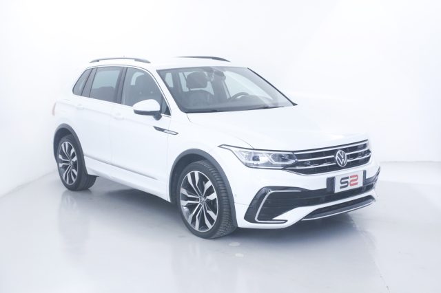 VOLKSWAGEN Tiguan 2.0 TDI 200 CV SCR DSG 4MOTION R-Line Immagine 3