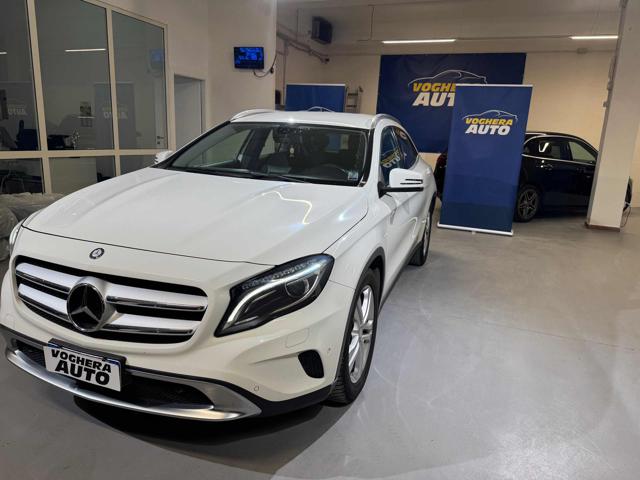 MERCEDES-BENZ GLA 200 CDI Sport Immagine 3