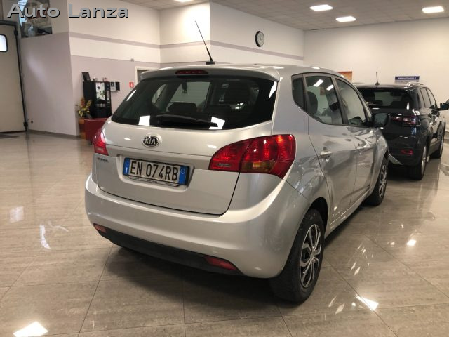 KIA Venga 1.4 CVVT  ADATTA A NEOPATENTATI Immagine 2