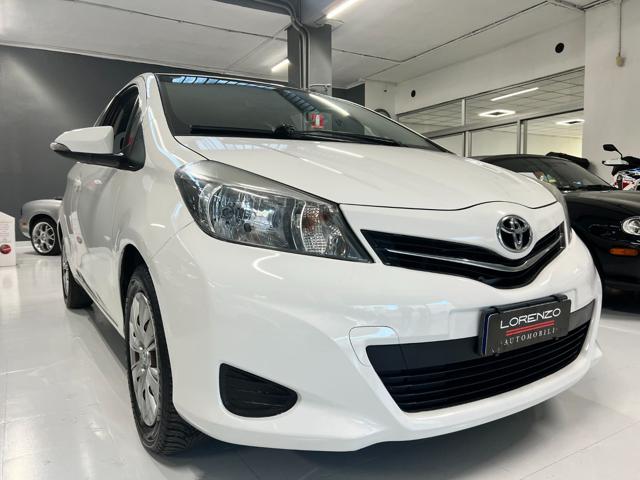 TOYOTA Yaris 1.0 3 porte Active Immagine 2