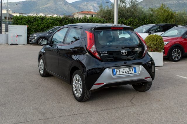 TOYOTA Aygo 1.0 VVT-i 72 CV 5 porte x-play Immagine 4