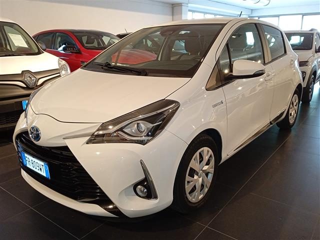 TOYOTA Yaris 5 Porte 1.5 VVT-i Hybrid Active Plus e-CVT Immagine 0