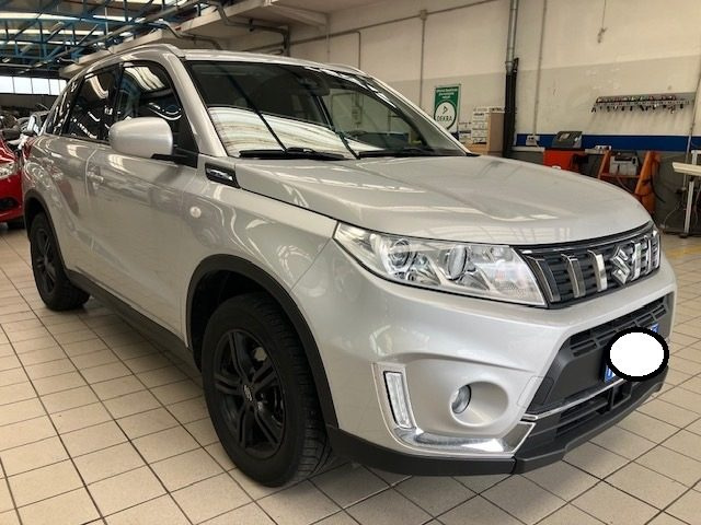 SUZUKI Vitara 1.0 Boosterjet 4WD AllGrip Starview Immagine 2