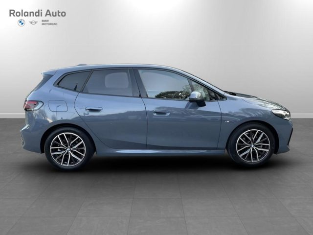 BMW 218 d Active Tourer Msport auto Immagine 3