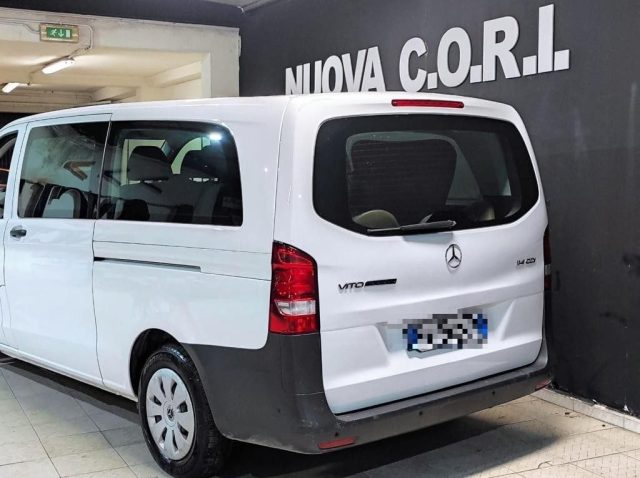 MERCEDES-BENZ Vito 2.2 114 CDI AUTOMATICO Extra-Long Immagine 3