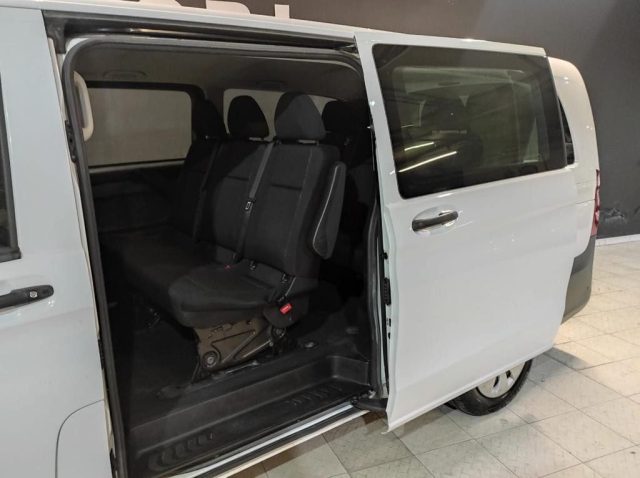 MERCEDES-BENZ Vito 2.2 114 CDI AUTOMATICO Extra-Long Immagine 4