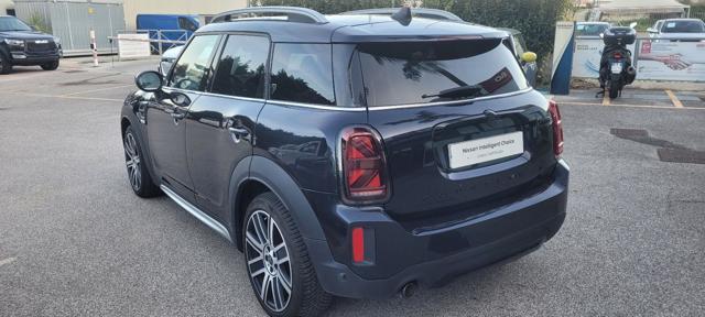 MINI Mini 2.0 Cooper D Yours Countryman Immagine 3