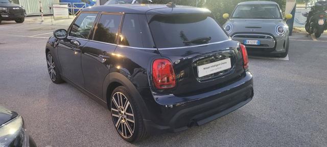 MINI Cooper 1.5 Cooper Yours 5 porte Immagine 2