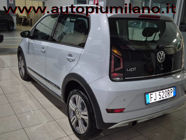 VOLKSWAGEN up! 1.0 TSI 90 CV 5p. cross up! Immagine 4