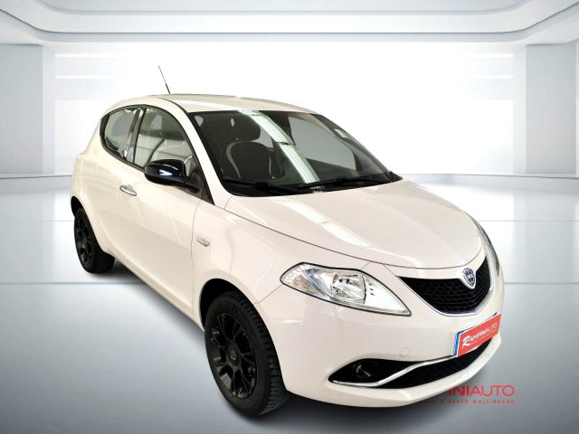 LANCIA Ypsilon 0.9 Metano 85 Cv Pronta Consegna Ok Neopatentati Immagine 3