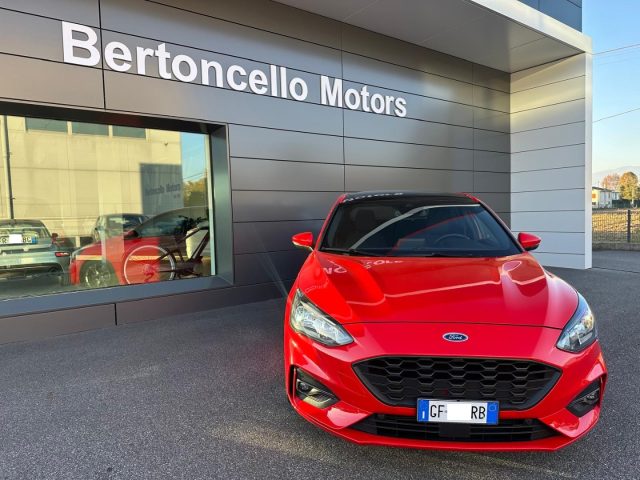 FORD Focus 1.0 EcoBoost 125CV 5p. ST-LINE TETTO-CAMERA-WINTER Immagine 1