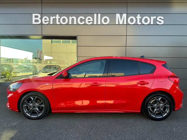 FORD Focus 1.0 EcoBoost 125CV 5p. ST-LINE TETTO-CAMERA-WINTER Immagine 2