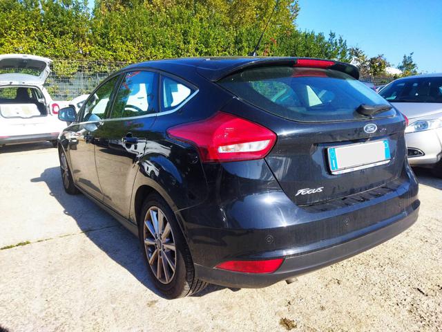 FORD Focus 1.5d 120cv NAVI TELECAM CRUISE Immagine 3