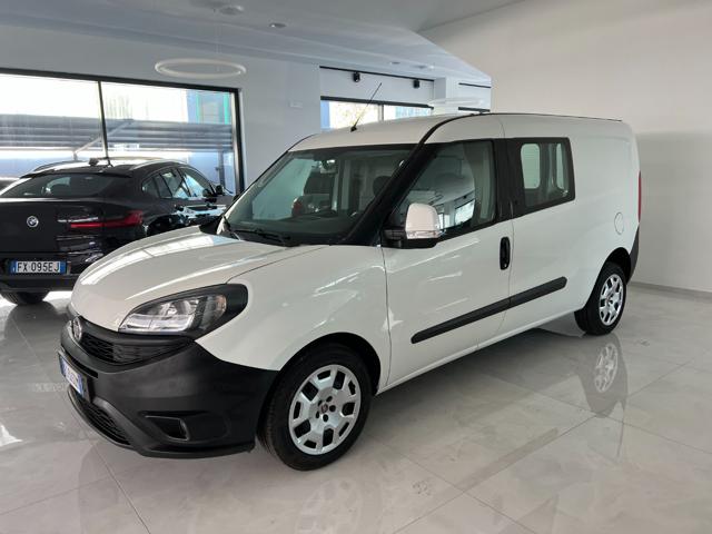 FIAT Doblo 1.6 MJT 105CV PL-TN Cargo Maxi Lamierato Vetri Immagine 0