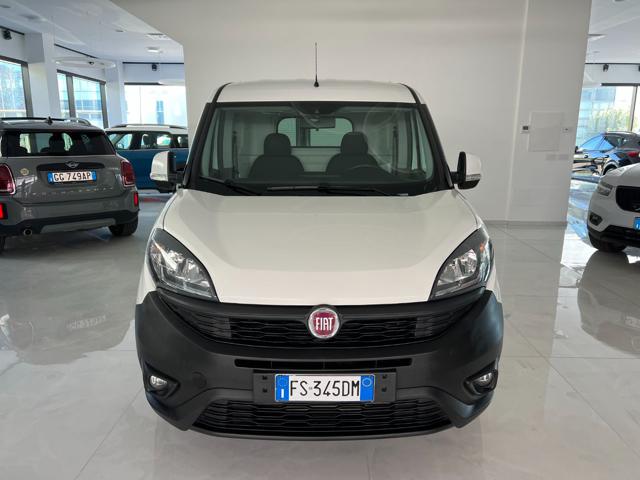 FIAT Doblo 1.6 MJT 105CV PL-TN Cargo Maxi Lamierato Vetri Immagine 1