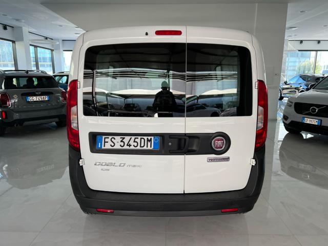 FIAT Doblo 1.6 MJT 105CV PL-TN Cargo Maxi Lamierato Vetri Immagine 4