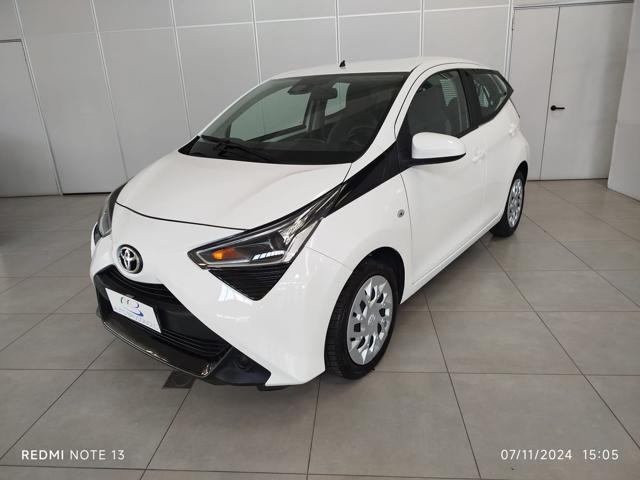 TOYOTA Aygo Connect 1.0 VVT-i   x-cool MMT Immagine 1