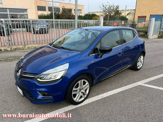 RENAULT Clio TCe 12V 75 CV 5 porte Moschino Intens Immagine 0