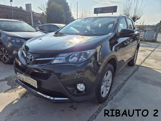 TOYOTA RAV 4 RAV4 2.0 D-4D 2WD Active Immagine 0