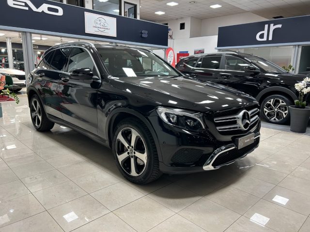 MERCEDES-BENZ GLC 220 d 4Matic Sport Immagine 2