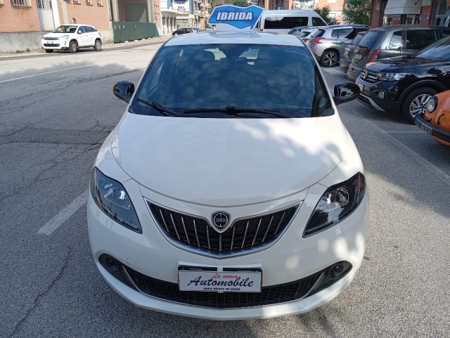 LANCIA Ypsilon 1.0 FireFly 5 porte S&S Hybrid OK NEOPAT. 5 POSTI Immagine 1