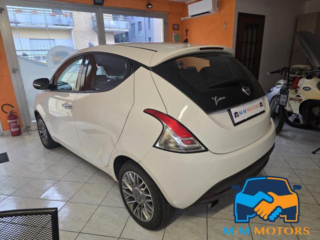 LANCIA Ypsilon 1.2 69 CV 5 porte Gold ADATTA A NEOPATENTATI Immagine 3