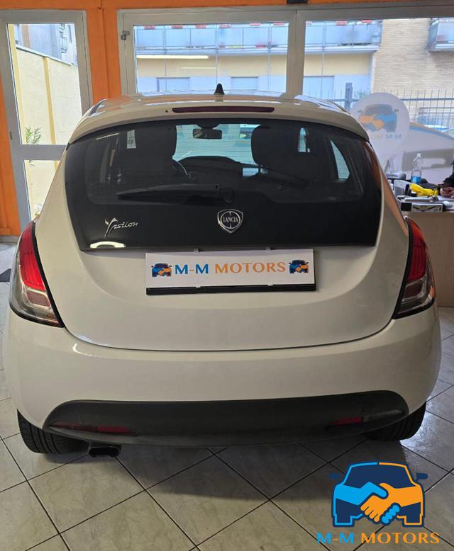 LANCIA Ypsilon 1.2 69 CV 5 porte Gold ADATTA A NEOPATENTATI Immagine 4