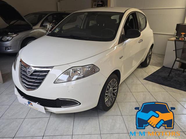 LANCIA Ypsilon 1.2 69 CV 5 porte Gold ADATTA A NEOPATENTATI Immagine 0