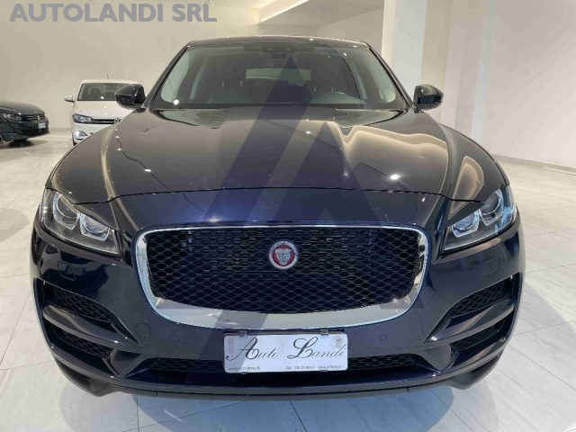 JAGUAR F-Pace 2.0 D 180 CV AWD aut. Prestige Immagine 2