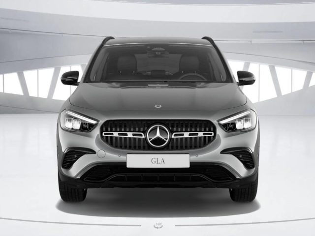 MERCEDES-BENZ GLA 200 d Auto Progressive Advanced Plus Immagine 2